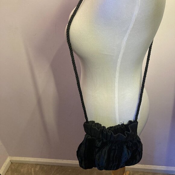 Velvet Purse, Great Aunt Fannie's Attic - Picture 3 of 14